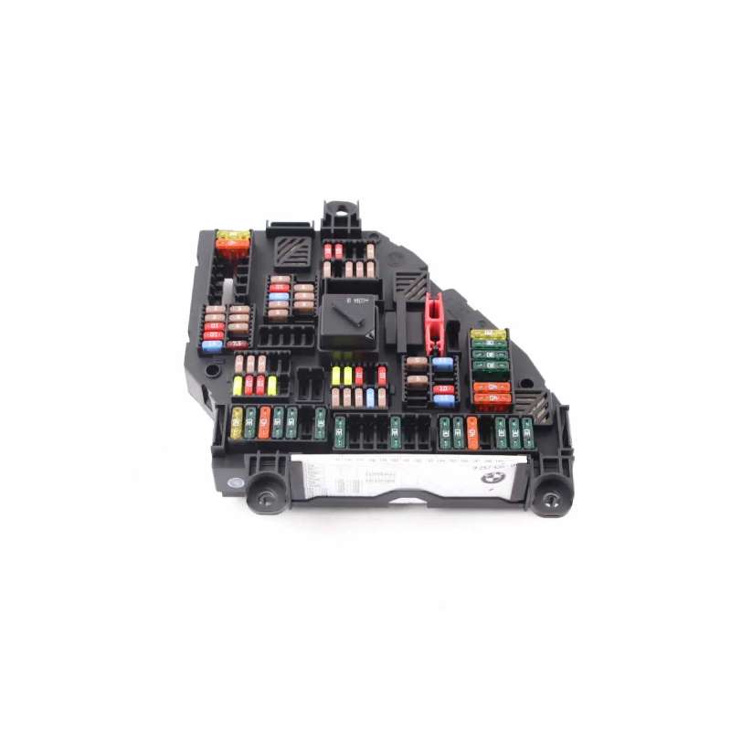 جعبه فیوز داخل موتور بی ام و 528 اتاق f10