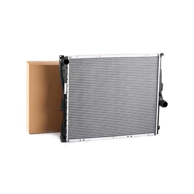 رادیاتور آب بی ام و X3 اتاق E83