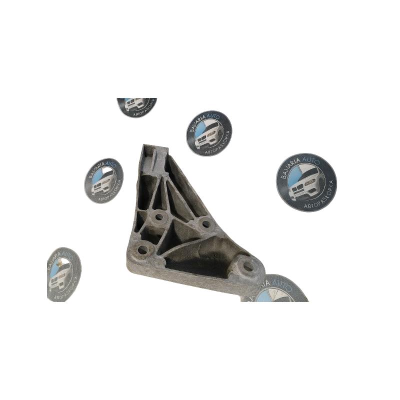 پایه دسته موتور بی ام و 528-BMW 22116781233-F10